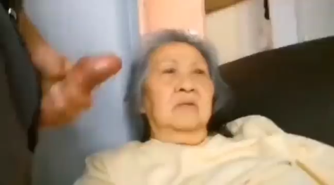 Pilot Nenek Tua Siap Terbangkan Pesawat di Sini, Cucu-Cucu